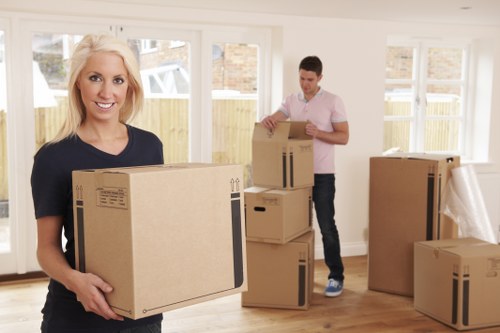 Removal van loaded for a UK home move