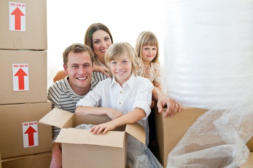 Free quote policy for a removal van service in Shepherds Bush