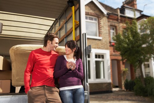Student moving service for flats, halls, and shared houses in Shepherds Bush